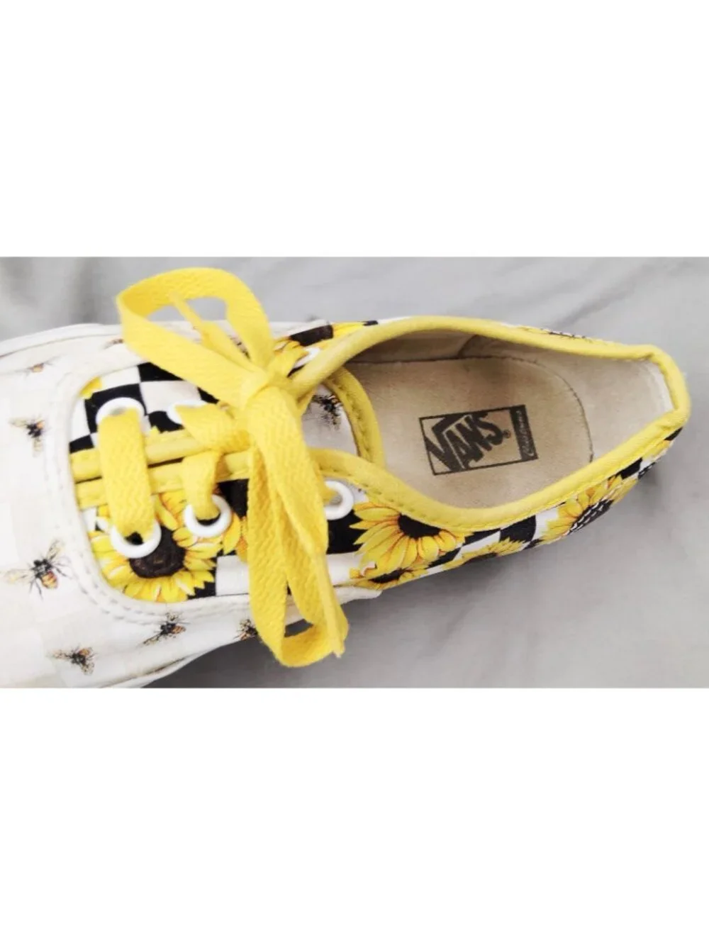 Vans Authentic Sunflower Bee Checkerboard Shoes Yellow Youth Size 3 Canvas